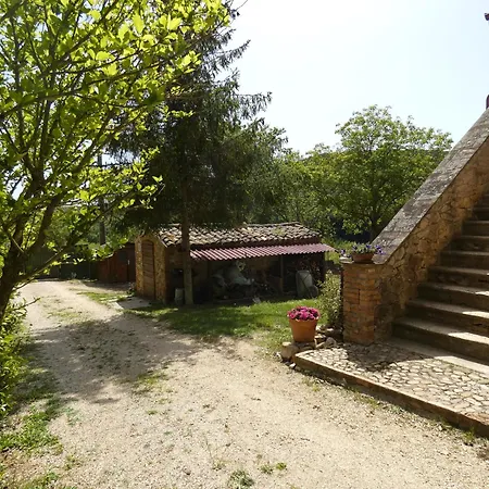 Scappo In Umbria,casale Vallenera