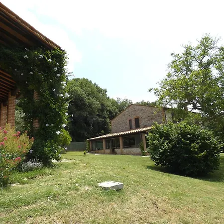 Villa Scappo In Umbria,casale Vallenera Lugnano in Teverina
