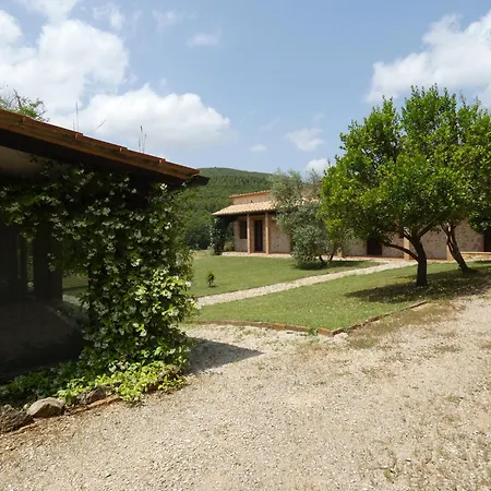 Scappo In Umbria,casale Vallenera Vila *