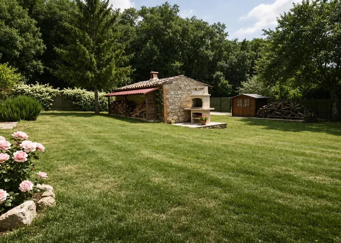 Scappo In Umbria,casale Vallenera *